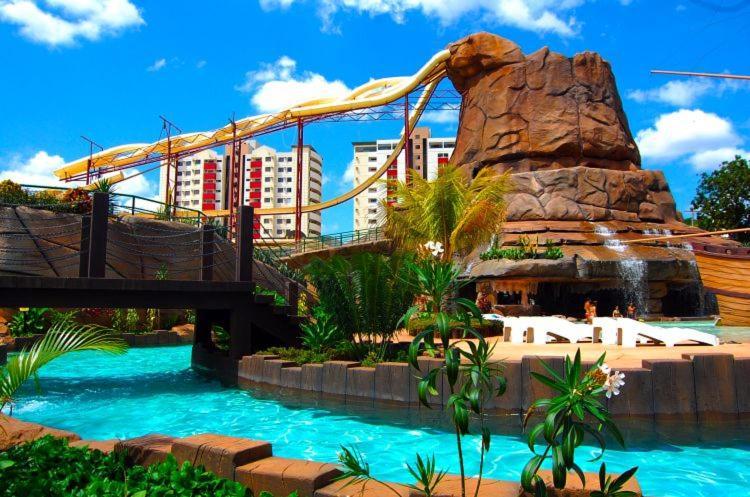 Aparthotel Piazza Diroma - Com Acesso Acqua Park Cn-Go Caldas Novas Esterno foto