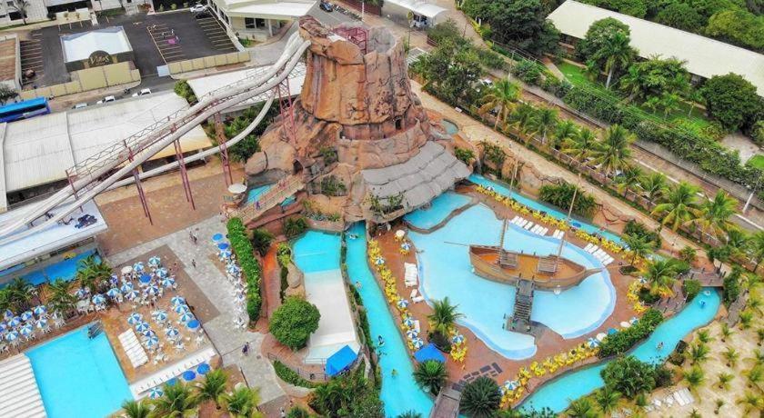 Aparthotel Piazza Diroma - Com Acesso Acqua Park Cn-Go Caldas Novas Esterno foto